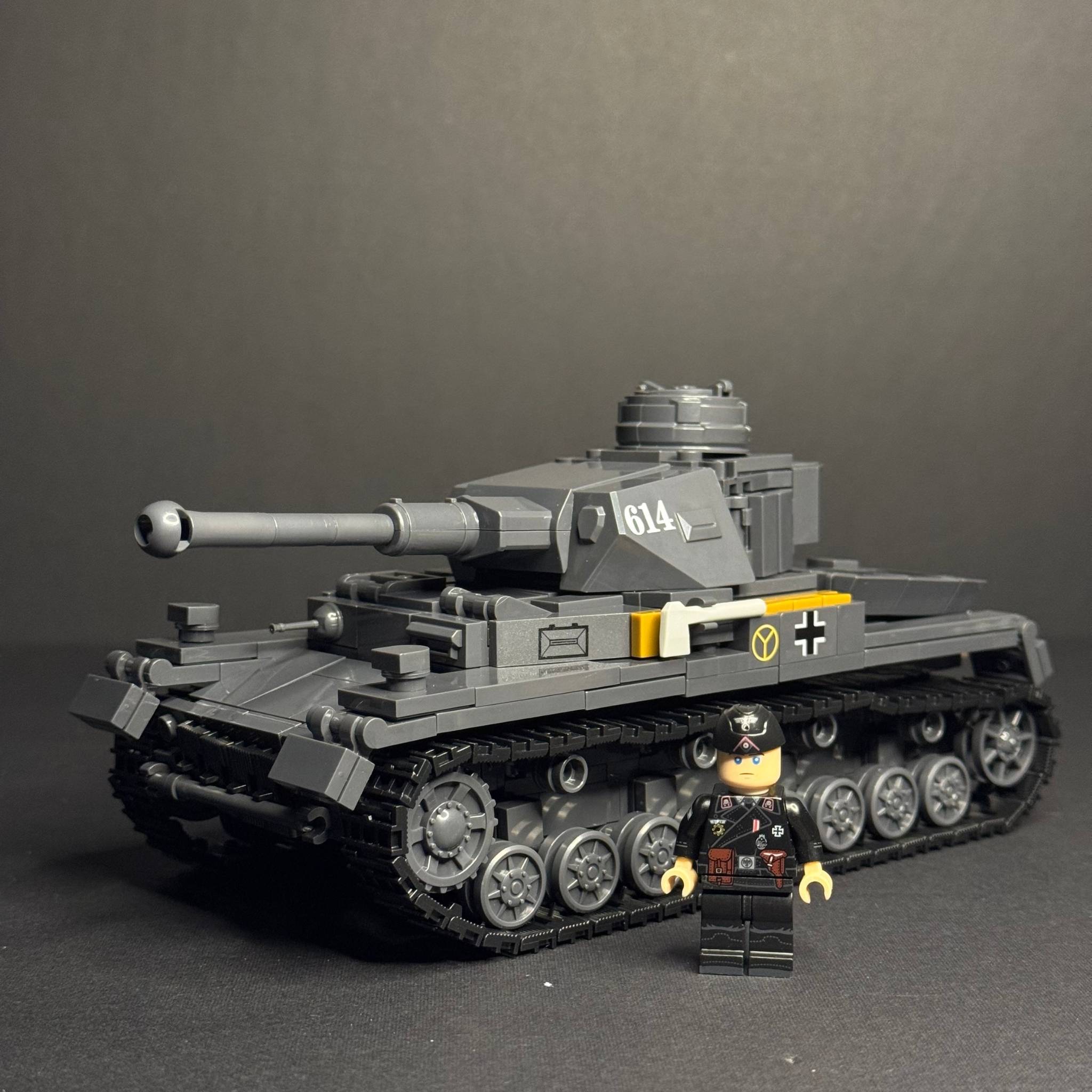 Panzer IV Ausf F2 - Medium Tank | 1:35 Scale