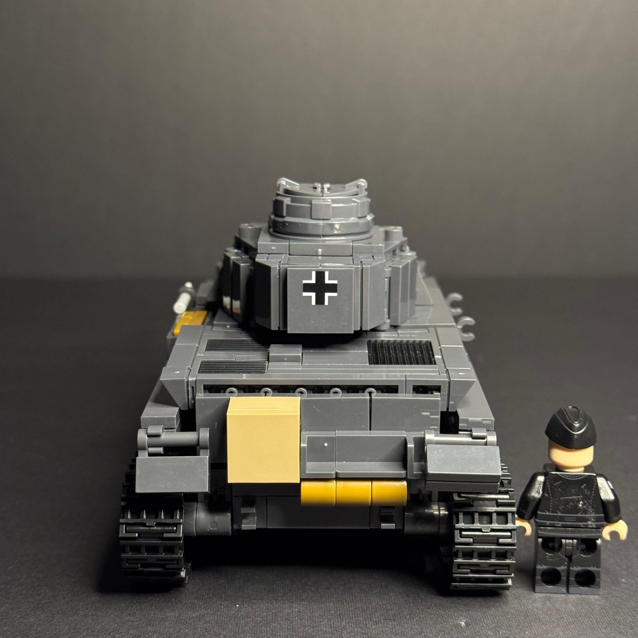 Panzer IV Ausf F2 - Medium Tank | 1:35 Scale