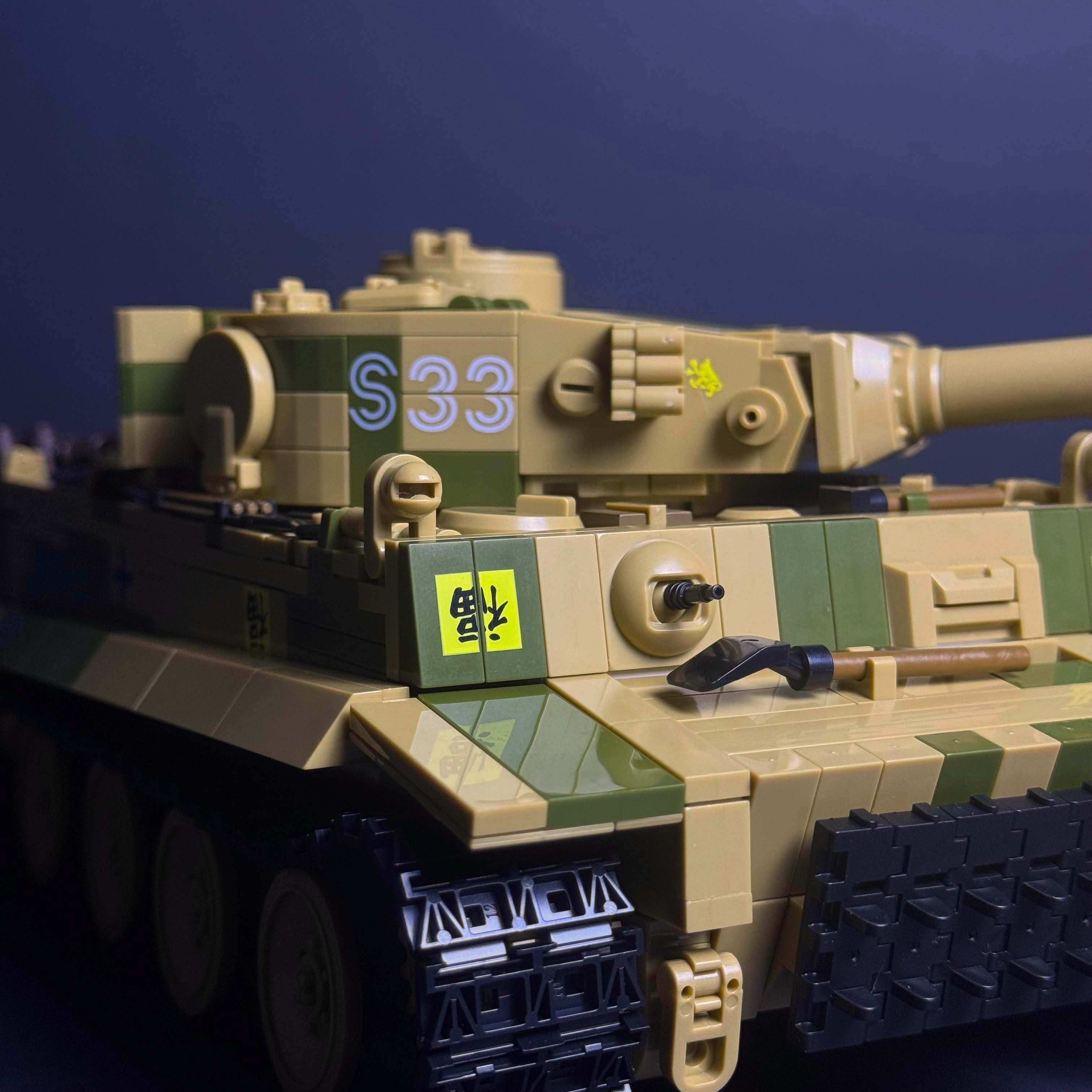"The Lucky Tiger" Tiger I S33 - Heavy Tank | 1:25 Scale - Limited Edition