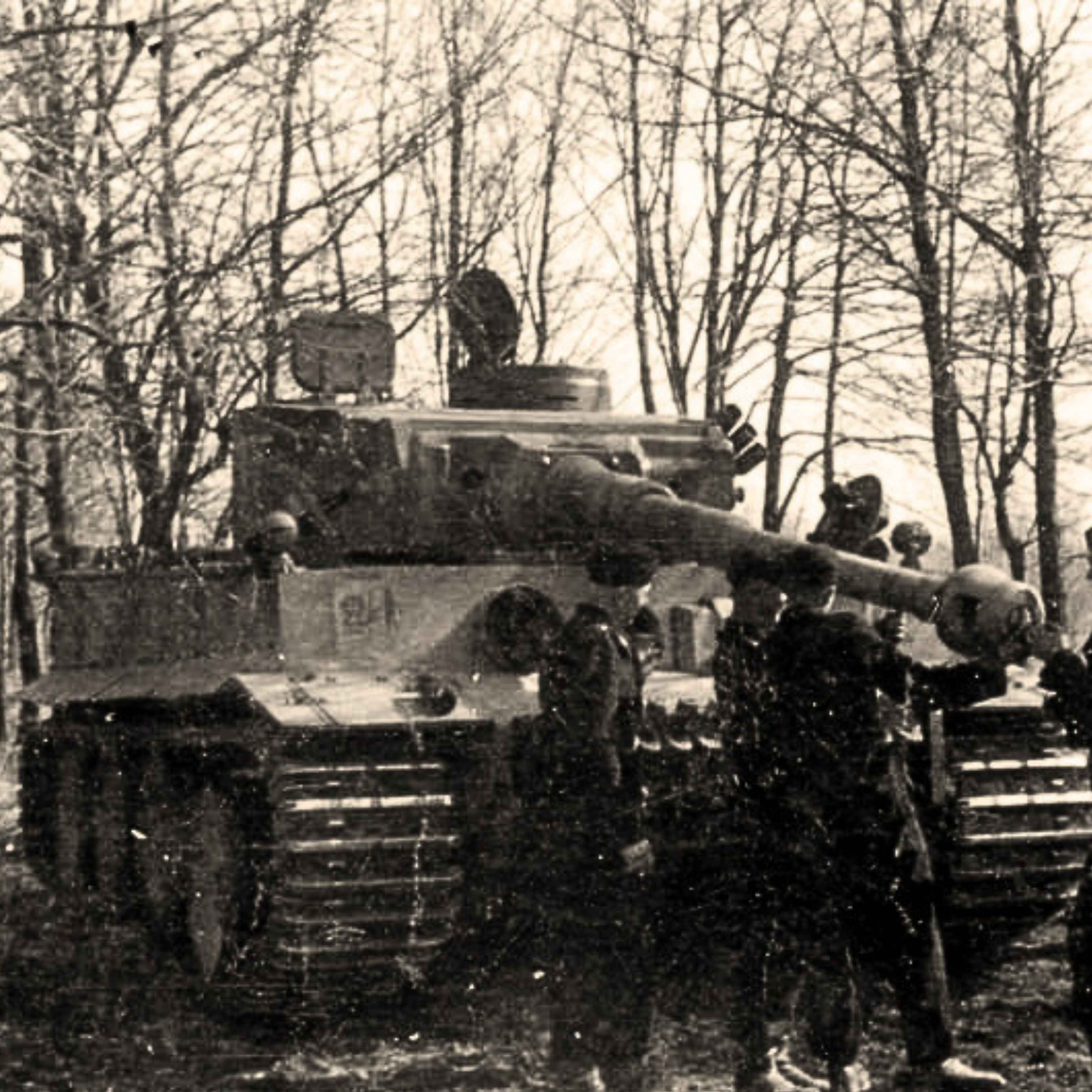 "The Lucky Tiger" Tiger I S33 - Heavy Tank | 1:25 Scale - Limited Edition