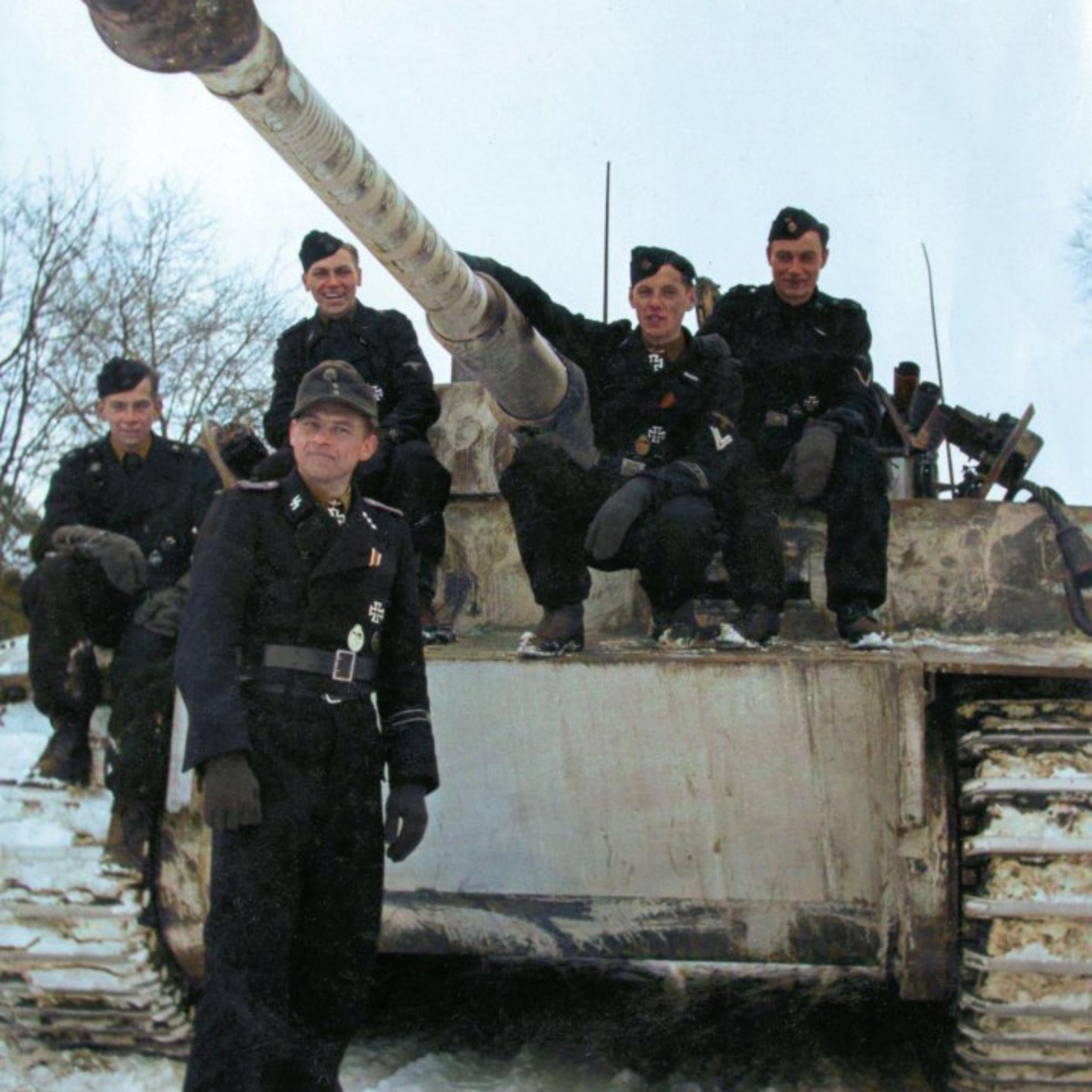 Michael Wittmann's Tiger I S04 - Heavy Tank | 1:25 Scale
