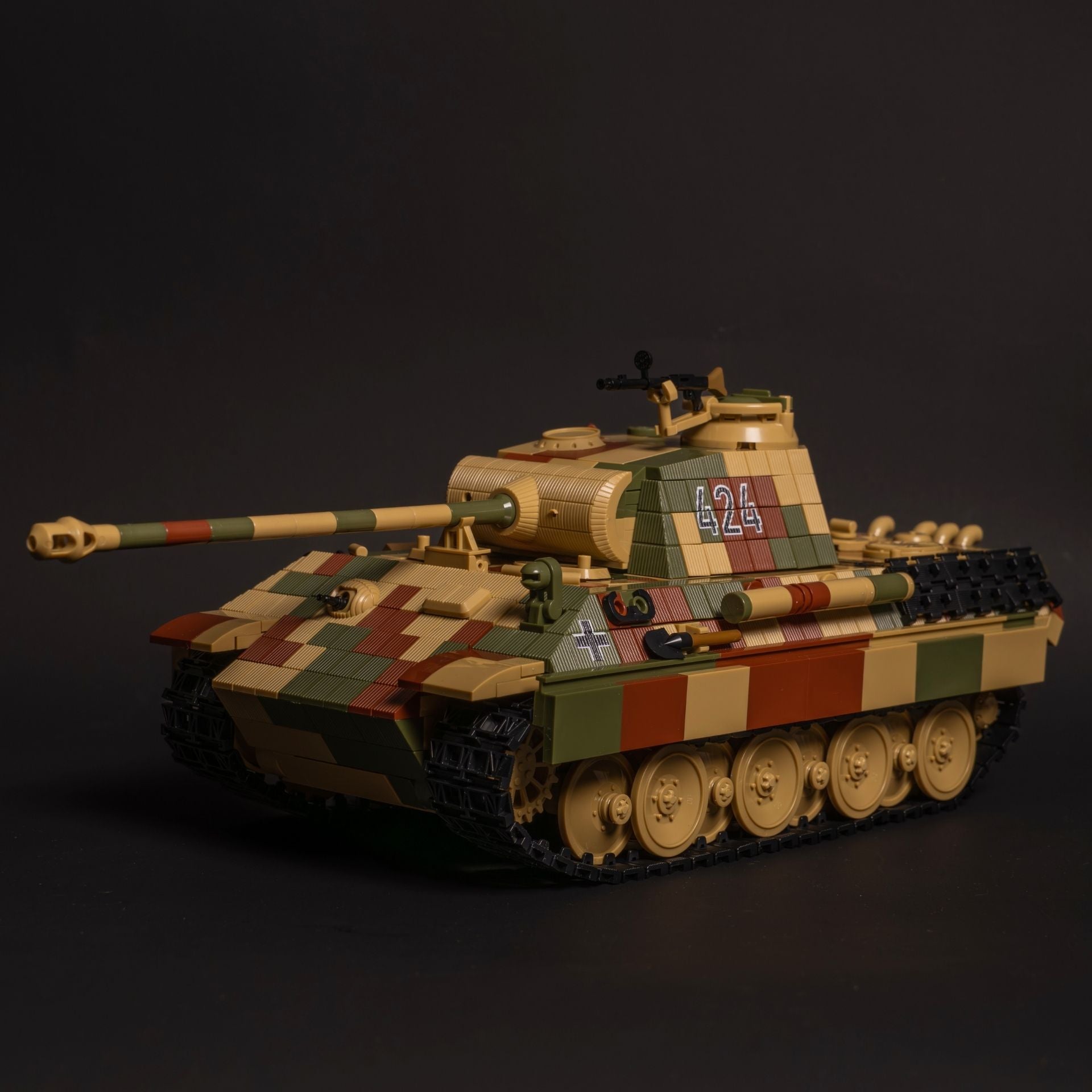 Barkmann's Panther A 424 - Medium Tank | 1:25 Scale | Valor Edition - PRE ORDER SHIPS JUNE 5TH