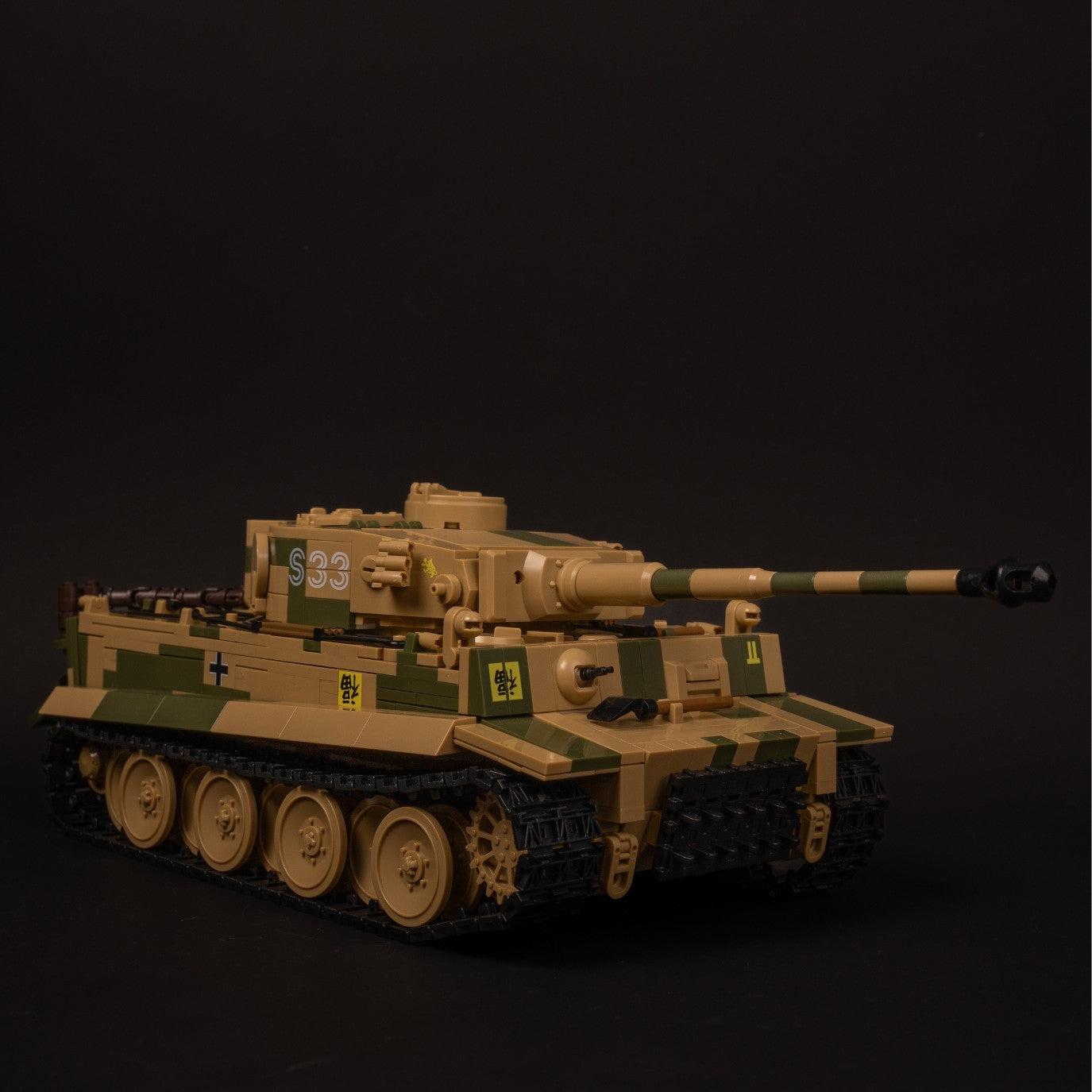 "The Lucky Tiger" Tiger I S33 - Heavy Tank | 1:25 Scale - Limited Edition