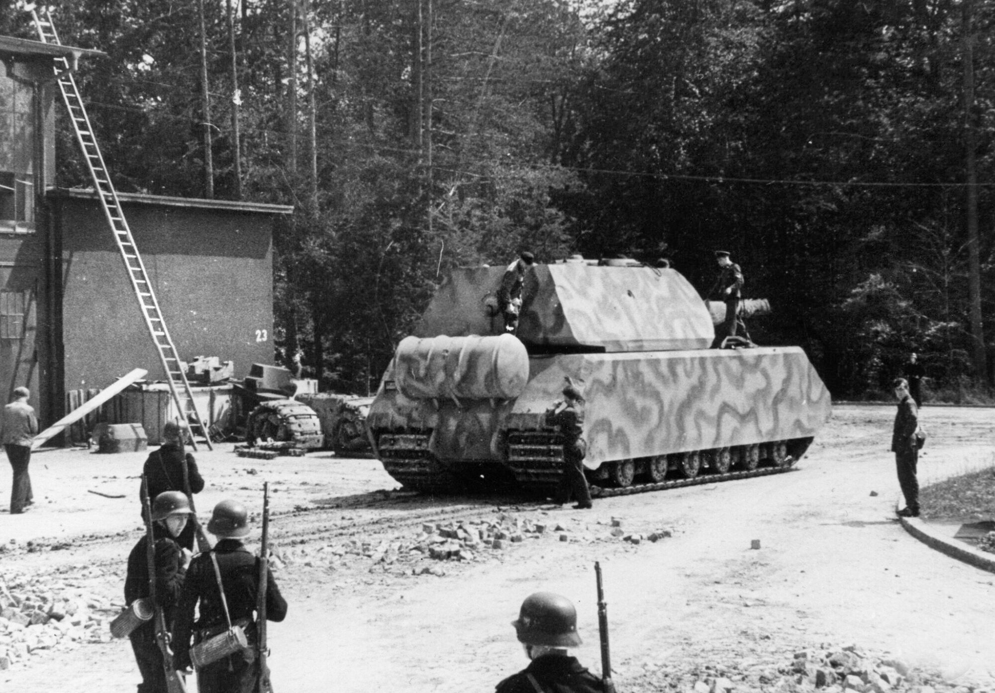Panzer VIII "Maus" - Super Heavy Tank | 1:28 Scale