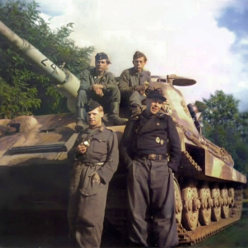 The Knight's Königstiger - Heavy Tank | 1:25 Scale